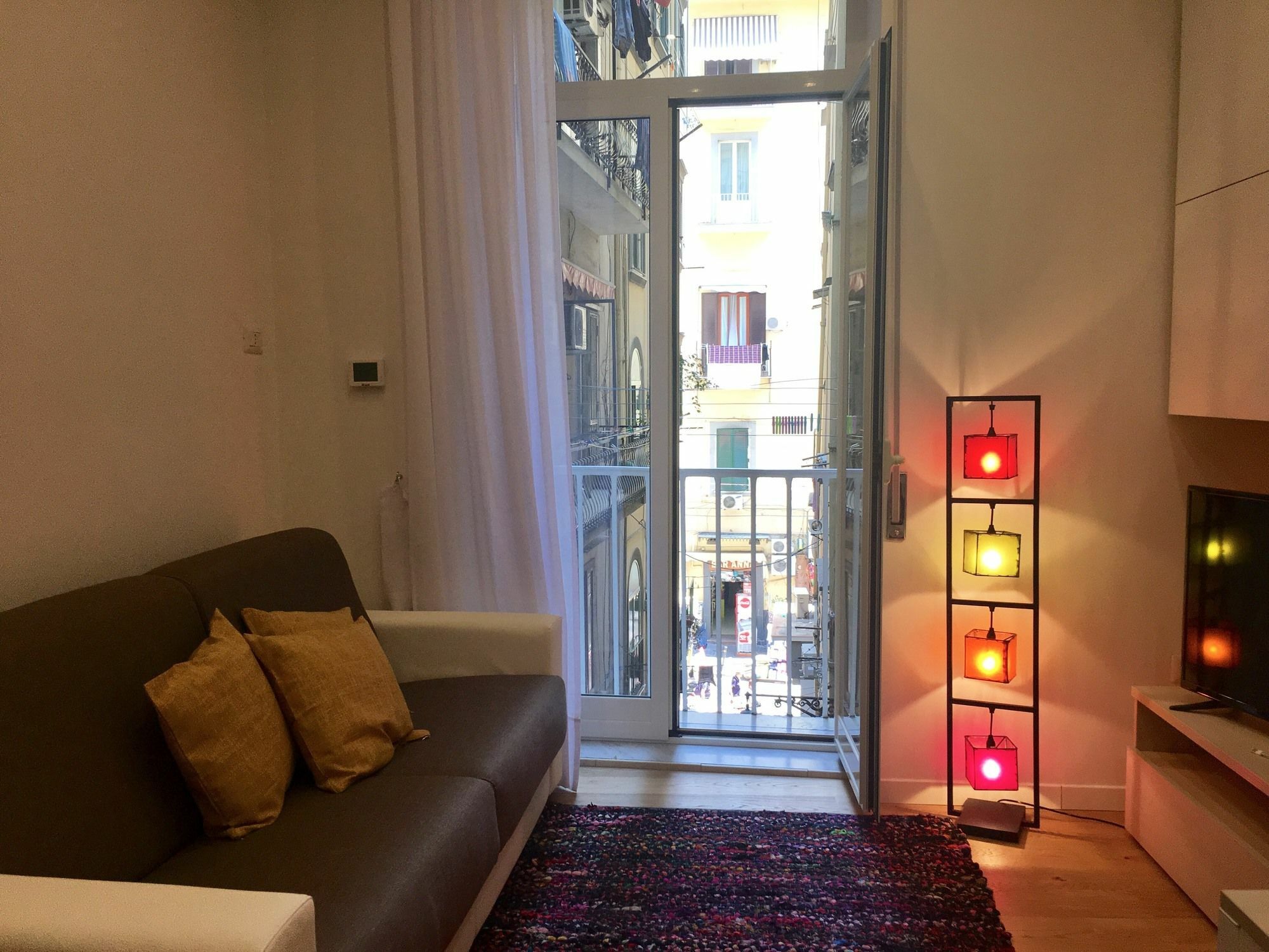 Casa "G&G Pignasecca" Lägenhet Neapel Exteriör bild